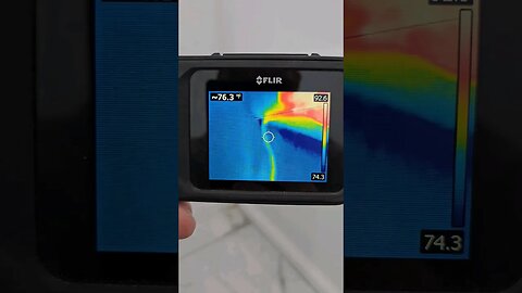 Watching water leak out of a new bathtub with FLIR thermal imaging