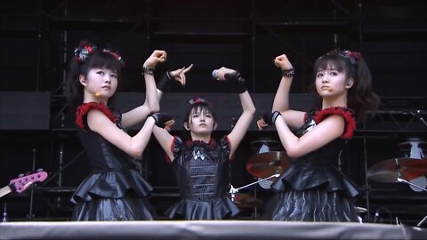 BABYMETAL-Megitsune-Live-Rock In Japan-2016