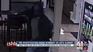 Police: Man robs Lee's Summit bank, flees in employee's car