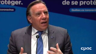 Les vacances des Fêtes dans les écoles au Québec risquent d’être allongées affirme Legault