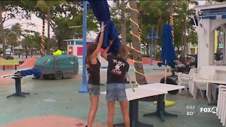 Clean up after Eta on Fort Myers Beach