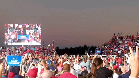 TRUMP RALLY OPENER , PROUD TO BE AN AMERICAN !