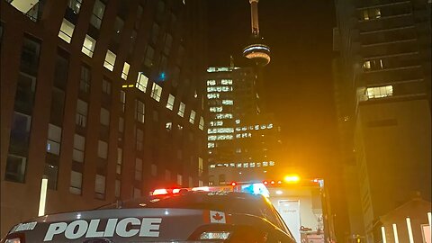 🍁🚔🎥 cn tower live cops everywhere