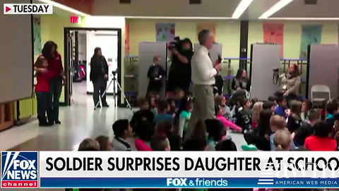 Dad Returns Home From Deployment, Surprised Daughter At School And She Has No Clue