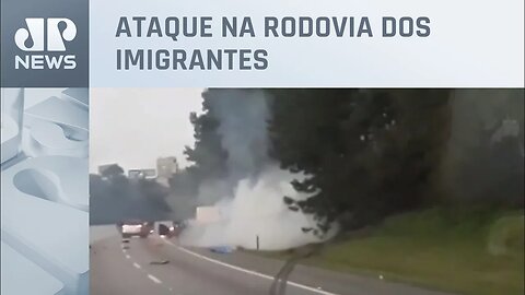 Grupo armado rouba e explode carro forte em São Paulo