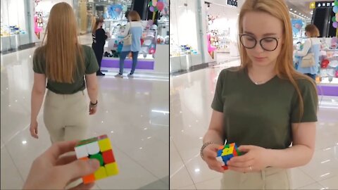 A girl solve Puzzle Cube with in 5 sec