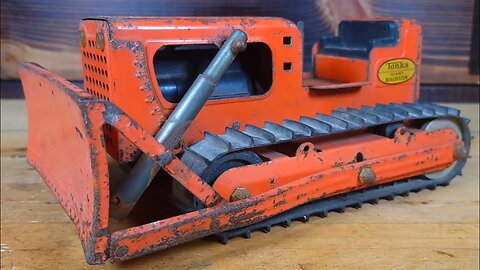 Rusty Giant Tonka Bulldozer Restoration