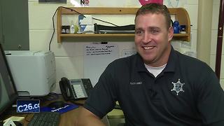 Appleton officer becomes social media sensation after viral video