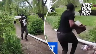 Porch pirate just snatches package from homeowner's hands mere seconds after it's delivered: video