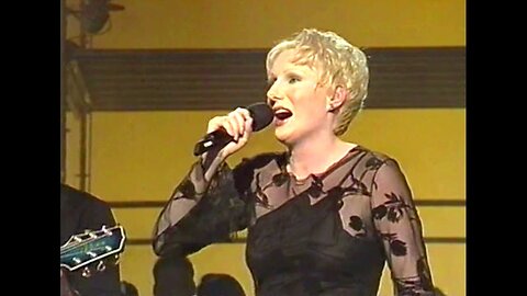 2002 Countdown Grand Prix - Der deutsche Vorentscheid zum ESC in Tallinn - Siegerin: Corinna May