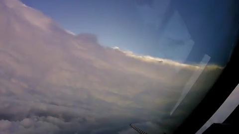 Jaw-dropping Footage From Inside The Eye Of A Hurricane
