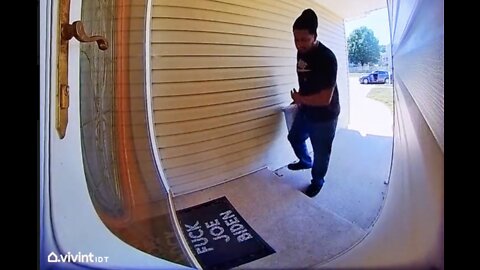 Delivery Man's EPIC Reaction to "F*** Joe Biden" Doormat