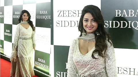 Baalveer 3 Actress Adaa Khan Arrived at Baba & Zeeshan Siddique Iftaar Party 😍🔥📸