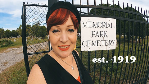 Memorial Park Cemetery, Tampa. This is Cal O' Ween !