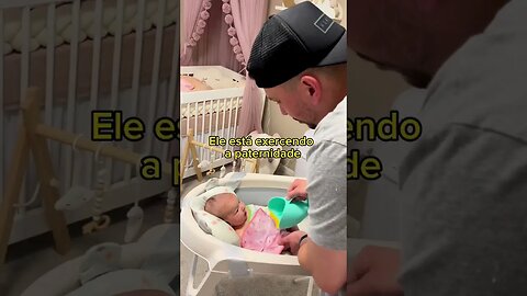 papai exercendo a paternidade