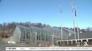 Lauritzen Gardens closes due to staff shortage