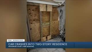 Car smashes into Fort Myers residence