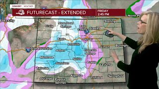 Snow moving into metro Denver for Friday