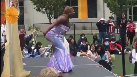 Drag Queen Performs For Middle School Students in San Francisco