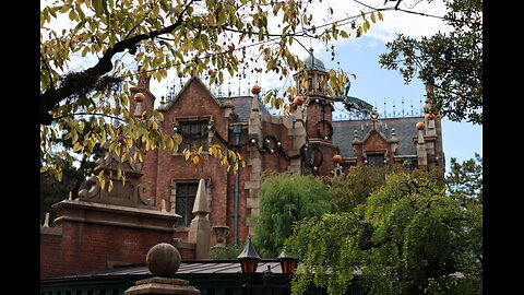 Tokyo Disneyland Haunted Mansion Christmas Overlay November 2023