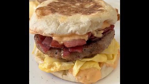 40g protein breakfast sandwich 🤤