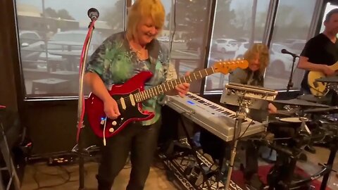 Do It Again- Steely Dan live band cover by Cari Dell (female guitar & vocal cover)