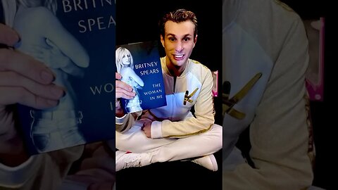 Hey, I’m x3zack & I got Britneys Book #britneybook #britney_spears #britneyspearsfan #britney团队 #x3