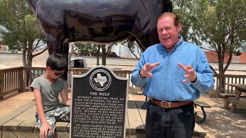 Muleshoe, Texas, Larry Hagman and Coach Lincoln Riley on DATBB (Ben McCain and Zac McCain) Ep 485