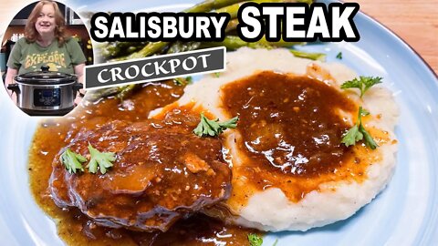 Salisbury Steak & Gravy in the Crockpot Slow Cooker Ground Beef Dinner Idea