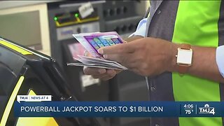 Powerball jackpot soars to $1 billion