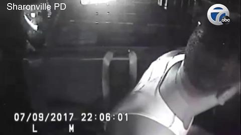 Video released in Bills player Adolphus Washington's arrest (Full arrest video, back of police car)