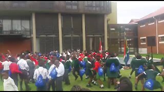 Christmas comes early for Johannesburg inner city schoolchildren (GMY)