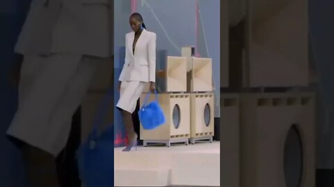 Offwhite Fall/Winter 2021 FashionShow by Virgil abloh