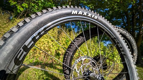 The BRAND NEW Elitewheels Gnar Trail 29er MTB Wheels (Review + Weight)