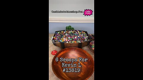 6 Scoops For Kevin L!!!!!! #13819 Link in BIO!! #onelinkatatimeshop #scoops #d20keychain #dice