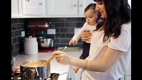 cooking whithe my mother