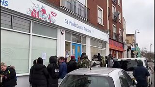 Bristol UK: The Queue To See A NHS Dentist... Progressives Believe 'Immigrants' Not The Problem