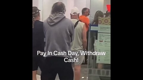 AUSTRALIANS RUSH TO BANKS🏦ATM MACHINES💸🎰🏃TO WITHDRAW CASH💰🎰🚶‍♀️💫