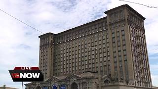 Ford's massive celebration at Detroit train station