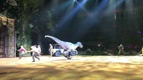 Jurassic World Live Tour 2022 Raptors Attacking. Using the Flame Thrower to Scare the Raptor