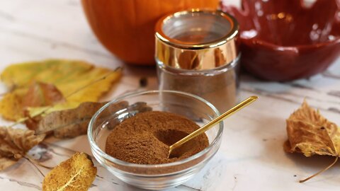 How to make your own pumpkin pie spice
