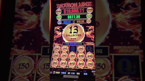 More Fireballs! #casino #slots #casinogame #bonusfeature #slotwin #jackpot #slotmachine