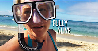 Feeling Fully Alive In Hawaii (2019)