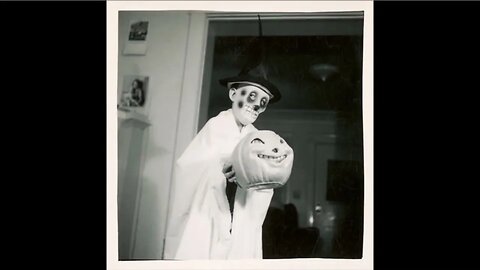 Creepy Vintage Halloween Costumes in HD