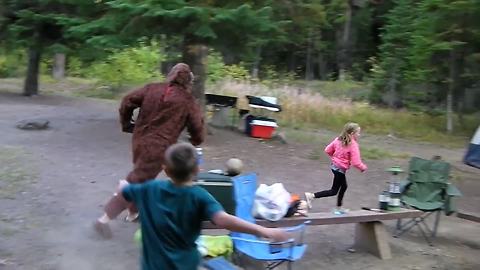 Bigfoot Scare Prank