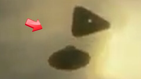 Disk-shaped UFO and triangular-shaped UFO floating in the air [Space]