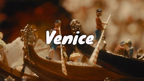 Venice with Piano | Warm Memories
