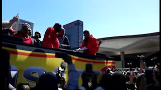 Workers in Cape Town demand better service from Metrorail (VGq)