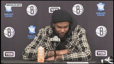 NBA’s Durant Goes Off on NYC Mayor For Stupid Vax Rules Allowing Irving to Attend Game But Not Play