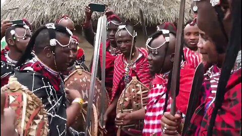 Fisi i luftëtarëve Masaai Kenia Afrika Lindore Adumu Kërcim Fisi Afrikan #islam #quran #albanian